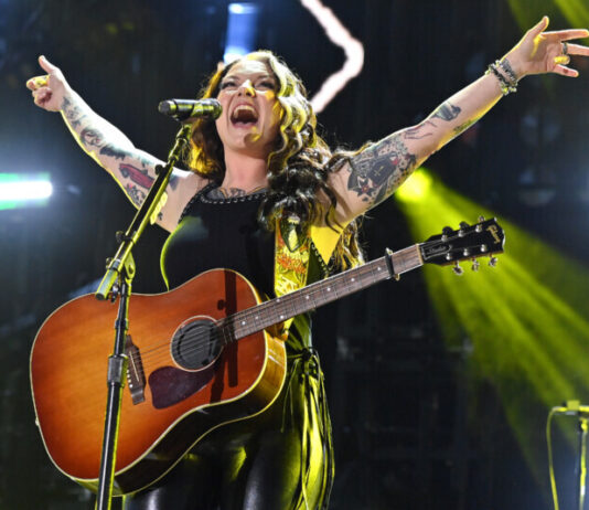 CMA Fest to Air 3 Hour Special This Week