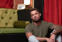 Brett Young to Bring 2.0 Tour to Nashville